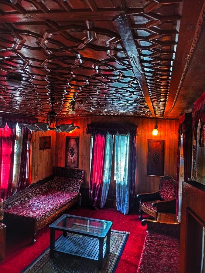 Lala Rukh Group Of Houseboats Hotel Srinagar  Exterior photo
