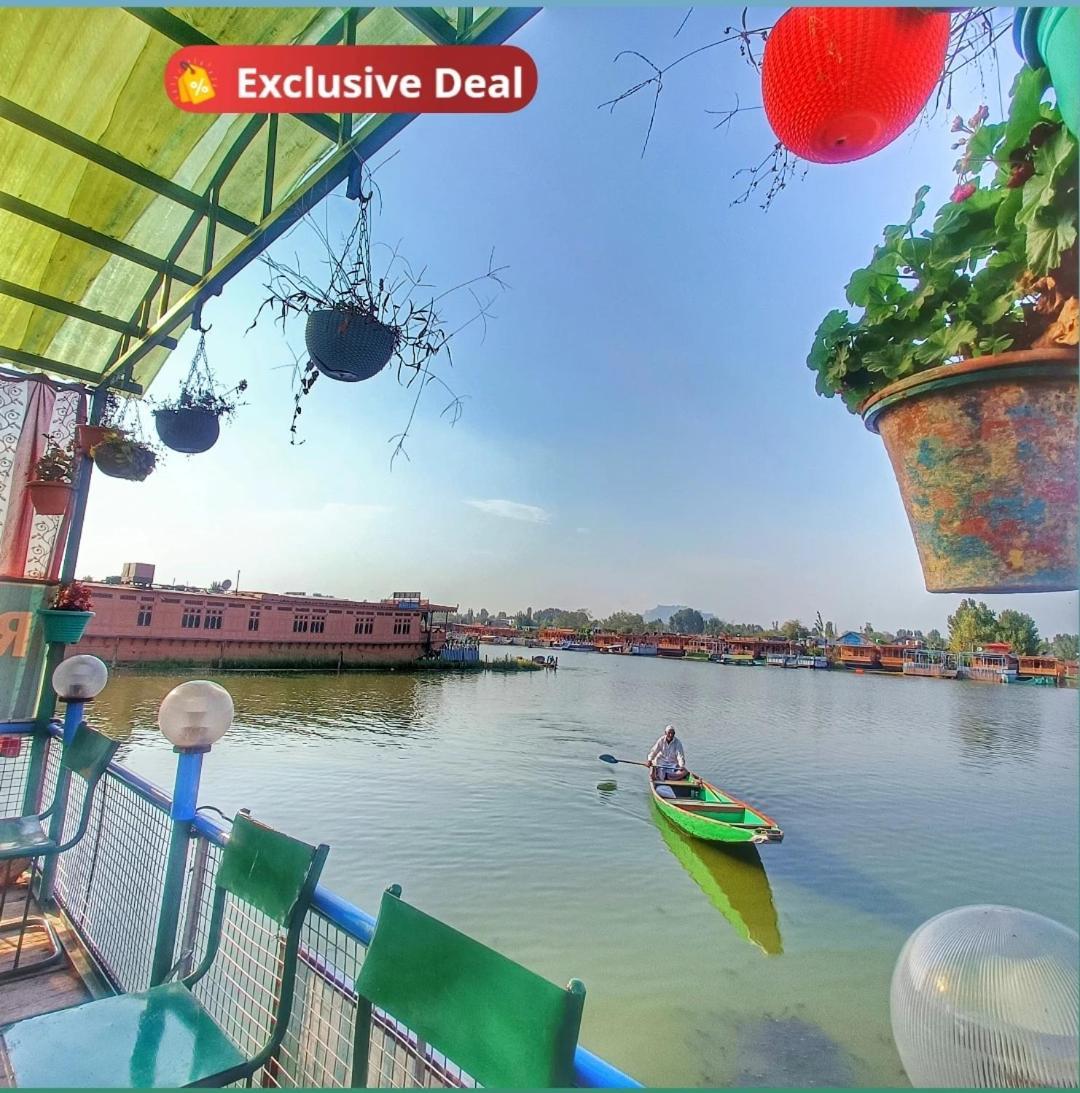 Lala Rukh Group Of Houseboats Hotel Srinagar  Exterior photo